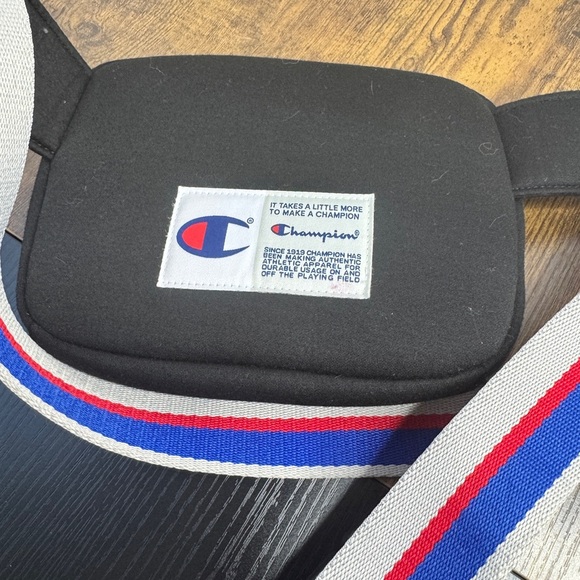 Champion Multi Purpose Belt Bag Black - Picture 3 of 8